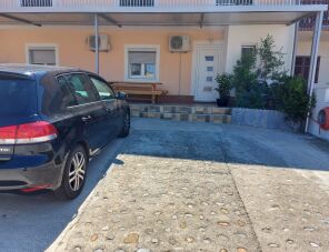 Amaris Apartman maganszallas