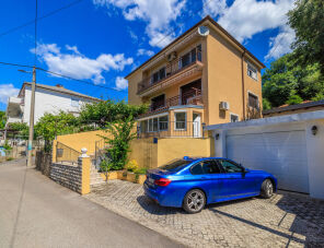Apartman Autó Crikvenica maganszallas