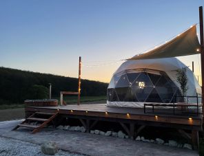 Baladome Dörgicse glamping