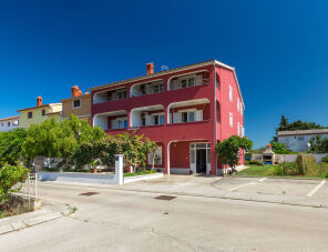 Boris Apartmanok szálláshely