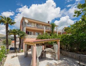 Dora Apartman Trogir szálláshely