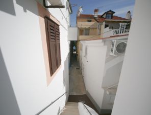 Francesca Vendégház — apartmanok és szobák Baska szálláshely
