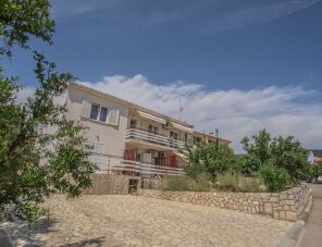 Gorast Apartmanok Cres szálláshely