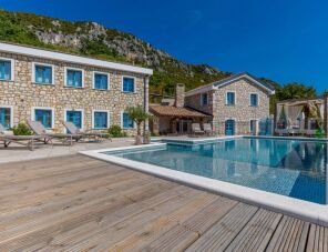 Hegycsúcs Villa Bribir apartman