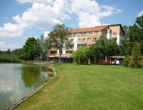 Hotel Corvus Aqua Orosháza szálláshely