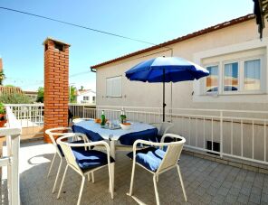 Ibolya Apartman Vodice szálláshely