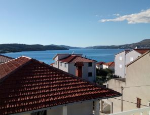 Marijica - 100 méterre a strandtól Okrug Gornji szálláshely