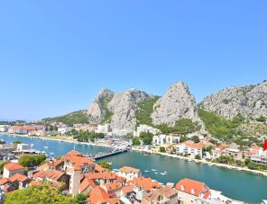 Mate Apartman Omis szálláshely