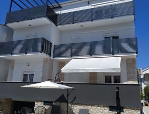 Napos Égbolt Apartmanok Vodice szálláshely