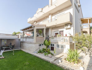 Rajka Apartmanok Vodice szálláshely