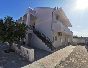 Rozaza Apartmanok Vodice szálláshely