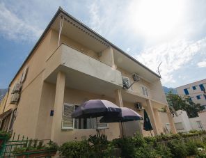 Stílusos - kényelmes apartman 6 fő részére Makarska szálláshely