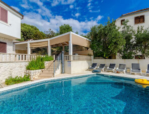 Villa Damjan Okrug Gornji apartman