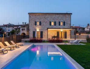 Villa Daniela medencével Porec szálláshely
