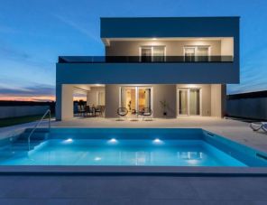 Villa Marea saját medencével apartman