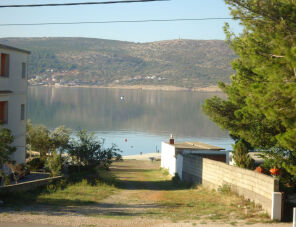 VRŠA Apartmanok - 50 méterre a strandtól szálláshely