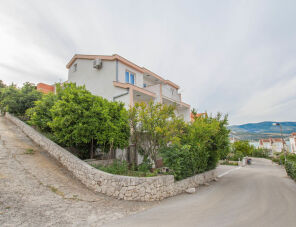 Vrlika Apartmanok Trogir szálláshely